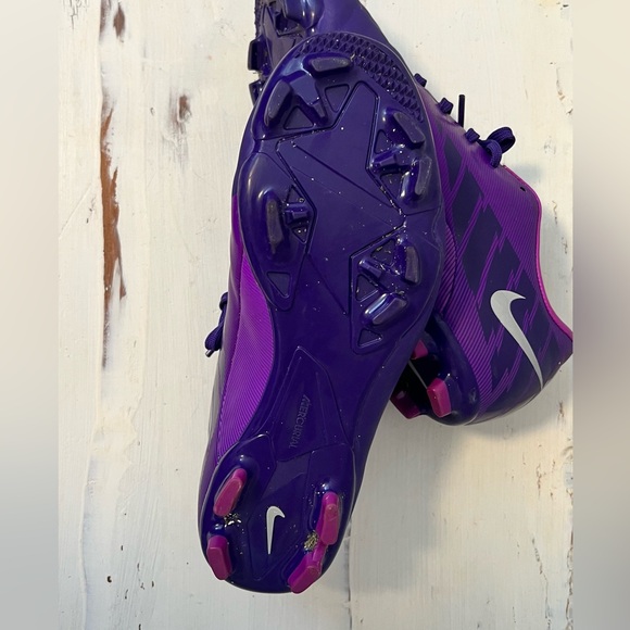 Purple Nike Soccer Cleats with Silver Swoosh with purple shoelaces - Picture 5 of 6